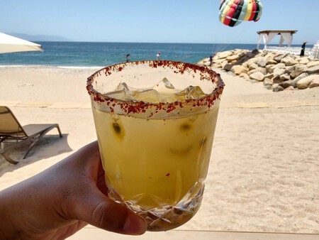 El secreto mejor guardado de Jalisco: visité un hotel boutique junto al mar con masajes, clases de mixología y carta de almohadas