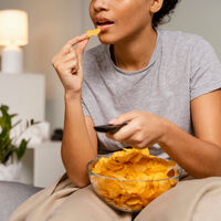 Diez errores de alimentación que te quitan años de vida, según un experto en longevidad