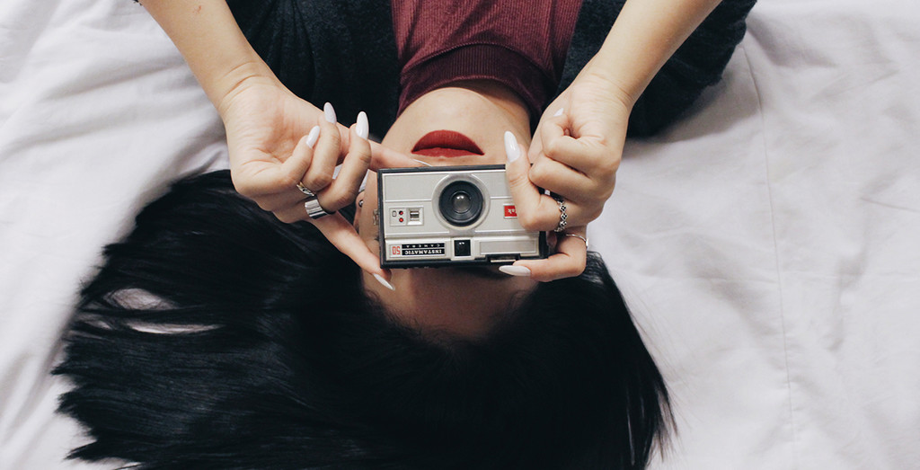 Siete apps de móvil para que tus fotos y vídeos parezcan sacados de una cámara retro 