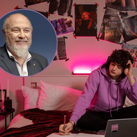 Antonio Ríos, psicoterapeuta: “Tu hijo adolescente te necesita a su lado, pero te va a ignorar”