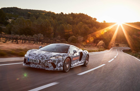 El McLaren Grand Tourer será un deportivo pensado en el lujo y así adelanta un par de detalles