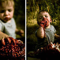 El bebé que en su primer cumpleaños se transformó en un "zombie"