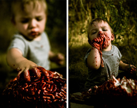 El bebé que en su primer cumpleaños se transformó en un "zombie"