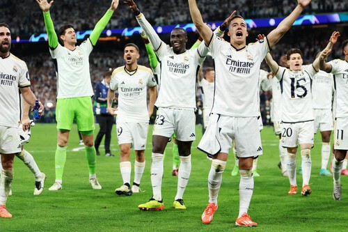 La nueva temporada de La Liga hunde el precio de las equipaciones anteriores del Real Madrid, Sevilla o Valencia: desde 12 euros 