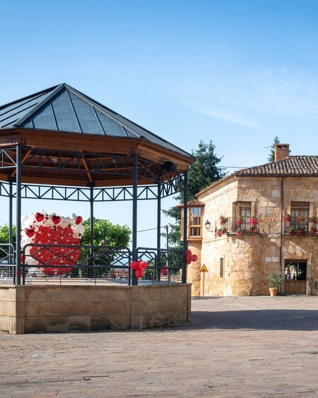 Pueblo Bonito Espana Escapada Rural Burgos Castilla Turismo Encanto