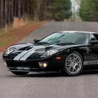 Este Ford GT de 2005, con todos los extras que ofrecía en su momento, está buscando garaje