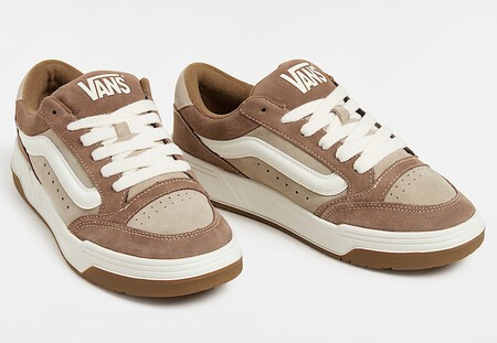 Las Zapatillas De Vans Que Encajan Con Tu Frapuchino Estan De Rebajas Para Ser Ese Basico Que No Dejaras De Llevar