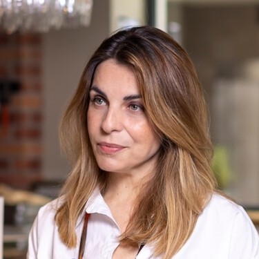 Isabel Pérez (Aliter Dulcia), experta en repostería: "Si no usas los productos adecuados para limpiar el horno, todo lo que cocinemos en él puede saber mal" 