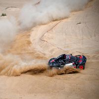 Carlos Sainz y Stéphane Peterhansel se han caído por el mismo agujero por el que se va la emoción del Dakar 2023 