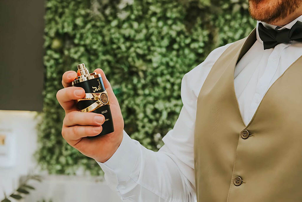 Ni demasiado dulce ni excesivamente intenso: Primor tiene el perfecto perfume árabe para hombre que llevarás este otoño por menos de 20 euros 