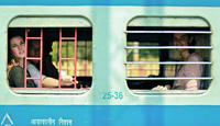 Viajar en tren en India (I): compra de billetes y clases