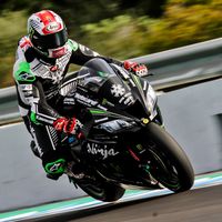 Jonathan Rea vuelve a mojar la oreja a las MotoGP el último día de entrenamientos en Jerez