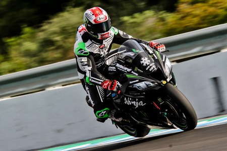 Jonathan Rea vuelve a mojar la oreja a las MotoGP el último día de entrenamientos en Jerez