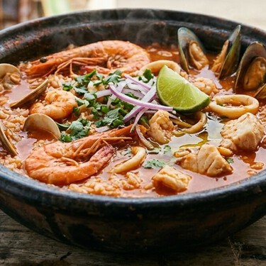 Cómo hacer 1 kilo de arroz a la tumbada con mariscos al estilo de la chef Ingrid Ramos para Cuaresma