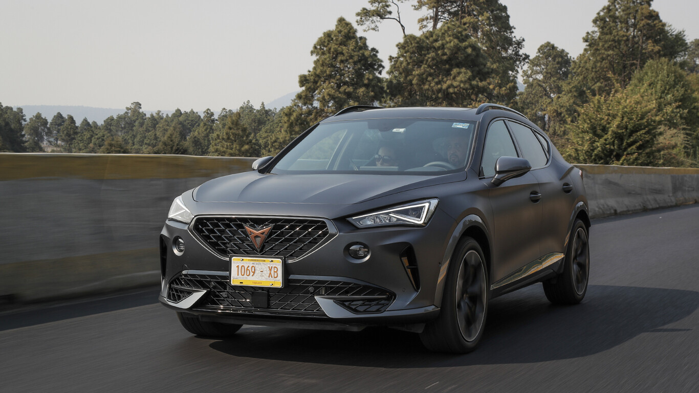 CUPRA Formentor, al volante de un deportivo que decidió ser SUV... y no al revés