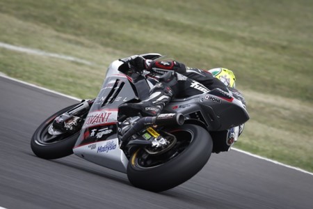 Nuevos neumáticos Dunlop, prueba de chasis Kalex y mucho trabajo en el test de Moto2