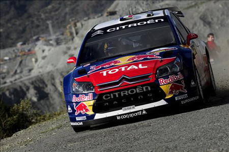 Sébastien Loeb termina líder la segunda etapa