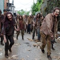 Netflix no hace nuevas series a la altura de los clásicos, así que tira de clásicos: 'The Walking Dead' le ha costado 500 millones 