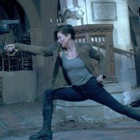 La secuela de la peli de superhéroes de Charlize Theron para Netflix recibe una nueva actualización decepcionante. ¿Llegaremos a ver La Vieja Guardia 2? 