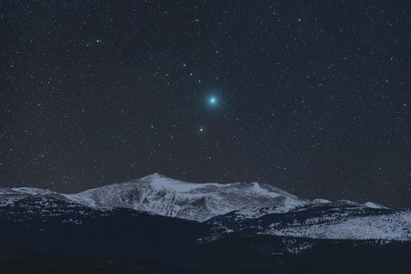 Comet And Mountain R Kevin Palmer