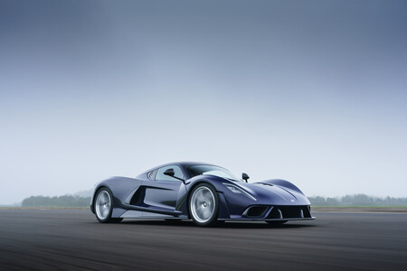 Hennessey Venom F5, solo 24 unidades de esta bestia de 1,817 hp y 20 MPD que busca convertirse en el nuevo rey de la velocidad