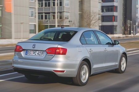 Volkswagen Jetta Hybrid 05