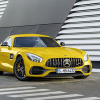 Mercedes-Benz AMG GT 2017, más caballos, nueva versión y 50 años de brutalidad en cuatro ruedas