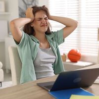 El examen en línea de la UNAM terminó cancelando a sus propios aspirantes: la IA pensó que hacían trampa 