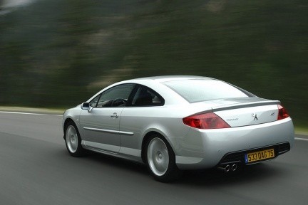 Peugeot 407 Coupé en profundidad