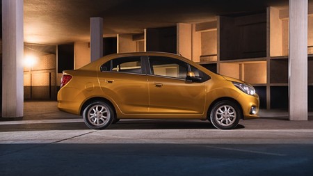 Chevrolet Beat Notchback 5