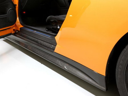 Nissan GT-R Naranja Zele