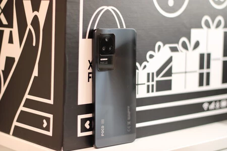 POCO F4, toma de contacto: el flagship killer abocado a ser un éxito de ventas