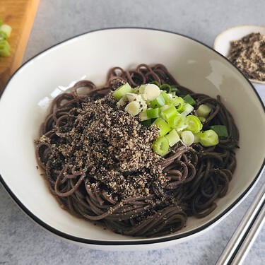 Deulgireum Makguksu, la sorprendente receta coreana de fideos de trigo sarraceno 