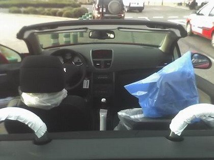 Peugeot 207 CC espia