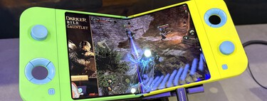 Así son los increíbles plegables en los que trabaja Samsung: una consola de videojuegos y un Galaxy Z Flip como nunca habíamos visto
