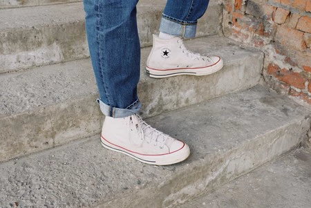 Todas las zapatillas con plataforma que querrás en tu zapatero están en Converse y con 40% de descuento