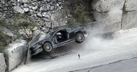 James Bond destroza otro Aston Martin DBS para su nueva película