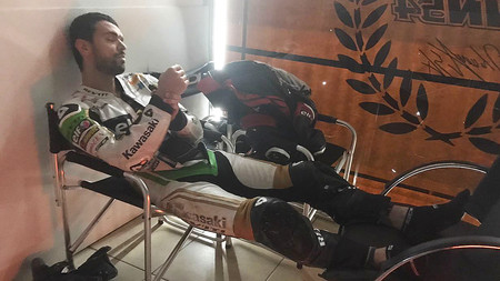 Kenan Sofuoglu se fractura la muñeca derecha y es duda para Australia