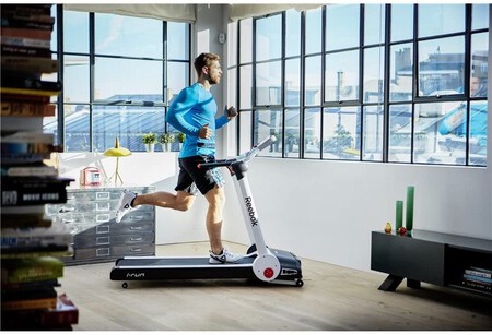 Entrenar en casa nunca fue tan fácil como con la cinta Reebok I-Run 3.0 ahora a precio mínimo histórico en Amazon