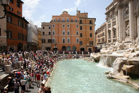 ¿Dónde va el dinero de la Fontana di Trevi?