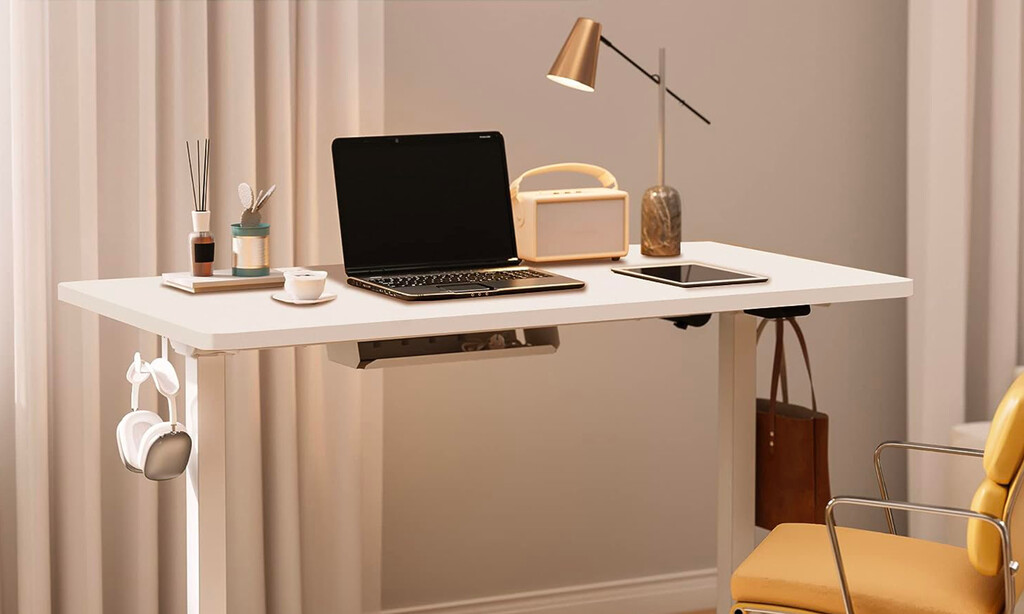 El EG1 de Flexispot es el escritorio elevable con más comentarios en Amazon y ya tiene más de 2.400 valoraciones
