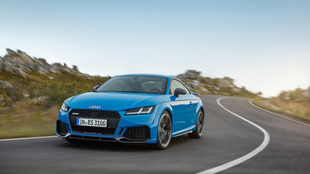 Audi TT RS, el lado más deportivo del coupé se descubre: ligeros ajustes estéticos y 400 CV en el menú