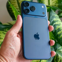 Si pensabas comprar este iPhone de actual generación, ya puedes hacerlo pagando menos. Llega con una de sus primeras ofertas 