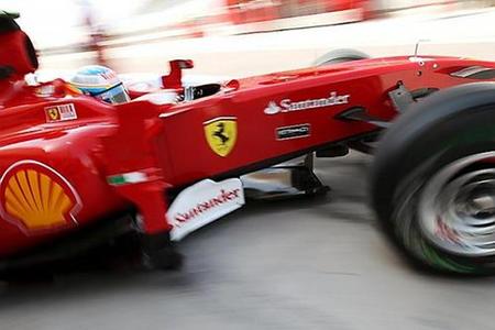 Fernando Alonso, Felipe Massa y Ferrari discretos en la segunda sesión de libres en Bahréin