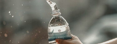 Creemos que el agua embotellada es más segura y sana que la del grifo. Hay expertos que opinan lo contrario 