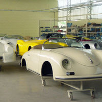 En eBay te puedes comprar una fábrica de réplicas de Porsche 356 y 550