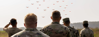 The factories of deep America have reopened. And they all do the same "toy": an army of combat drones 