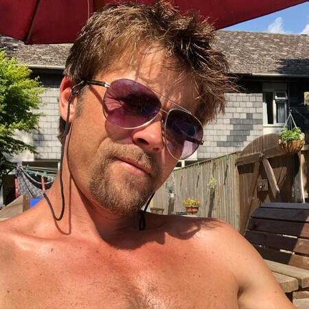 Esta es la razón por la que el doble de Brad Pitt liga menos en Tinder que Jorge Javier Vázquez (y ya es decir)