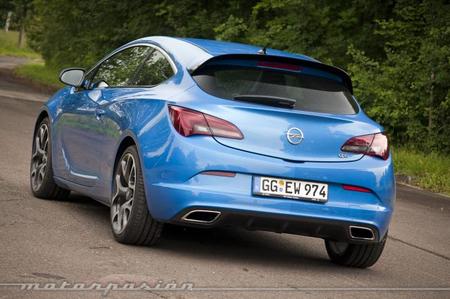Opel Astra OPC, presentación y prueba en Pferdsfeld