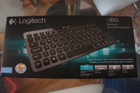 Logitech K810, un teclado para escribir en la oscuridad